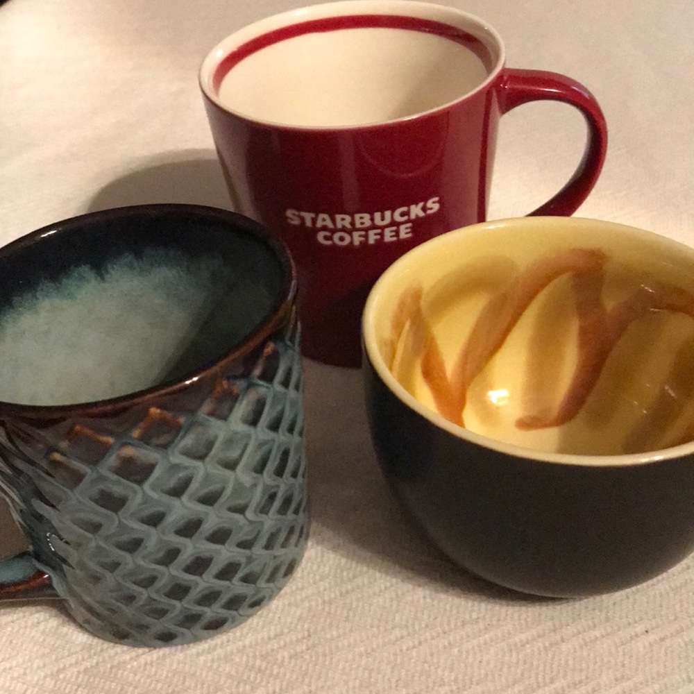 3 Starbucks mugs